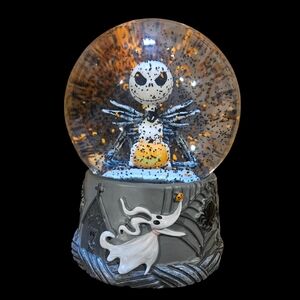 Nightmare Before Christmas Jack with Pumpkin featuring Zero Snow Globe
